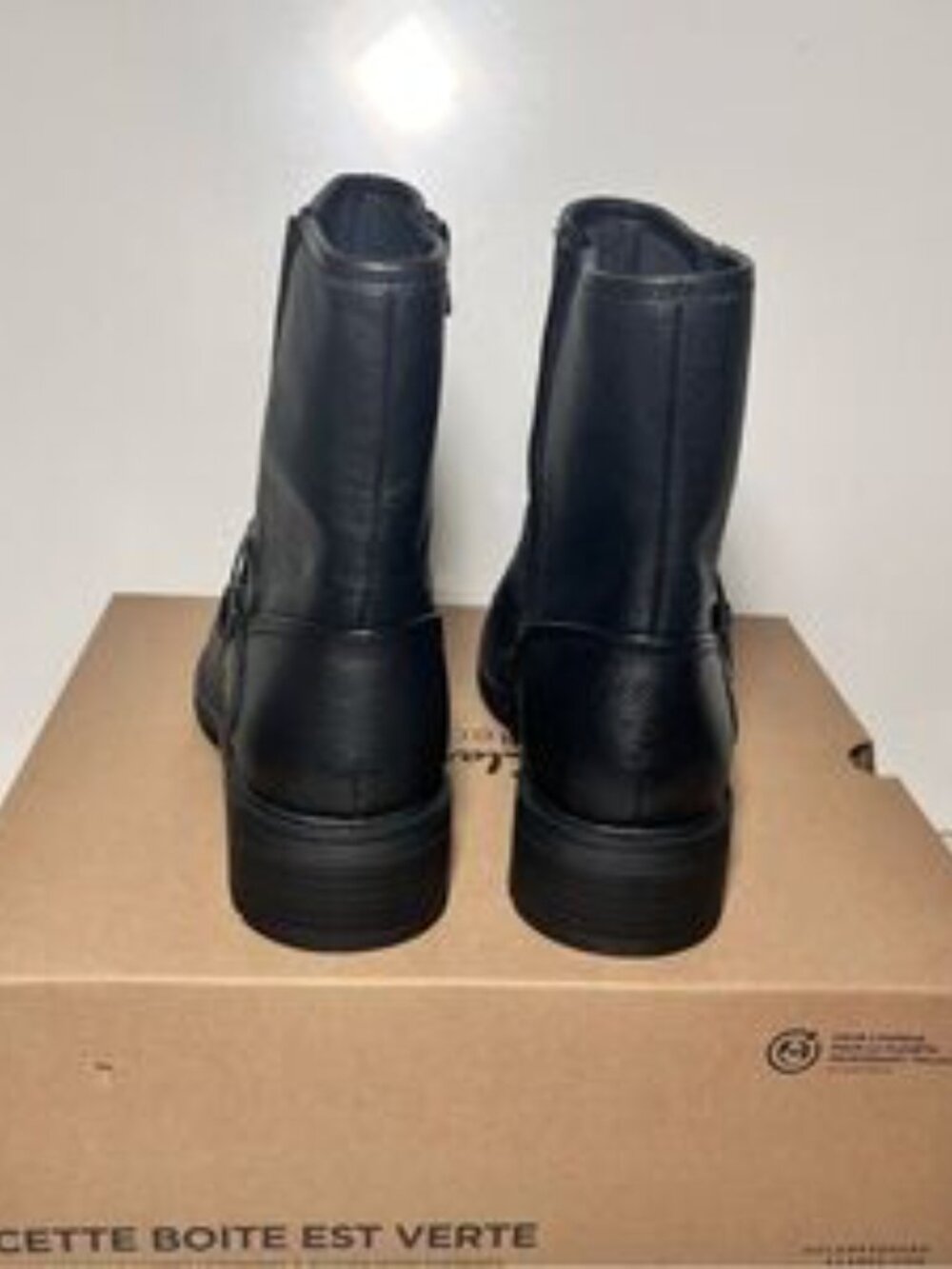 Clarks Hearth Cross Leather Mid Calf Boots - Picture 4 of 5